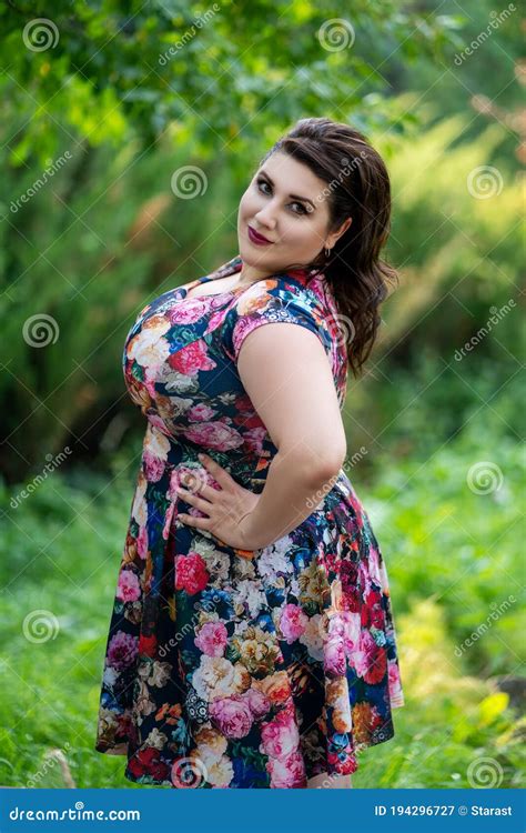 beautiful chubby woman